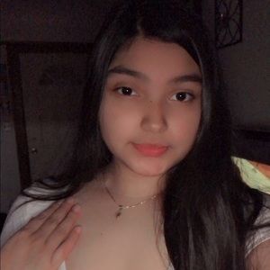 Meet your Posher, Alma